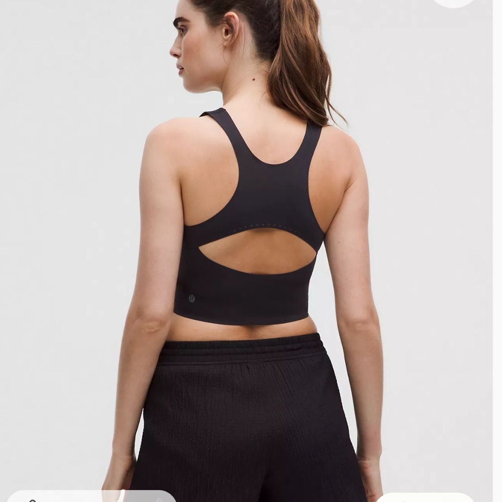 New lululemon Racerback -Fast & Free Tank Top
Nulux black Cropped size L sports